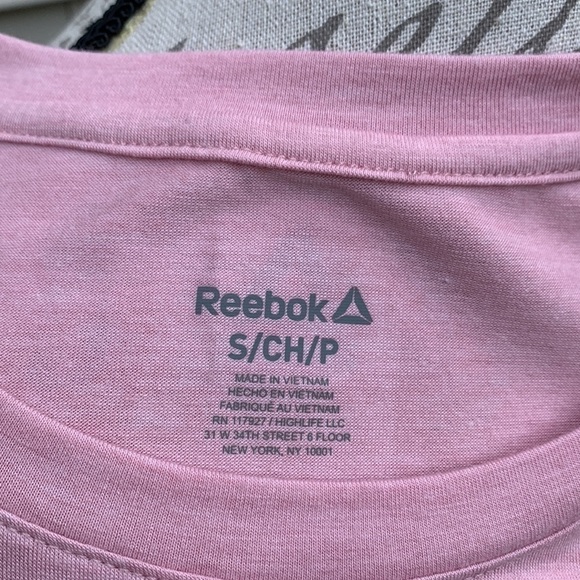 REEBOK Zephyr Heather Relaxed Glow Crop Tee - Picture 14 of 14